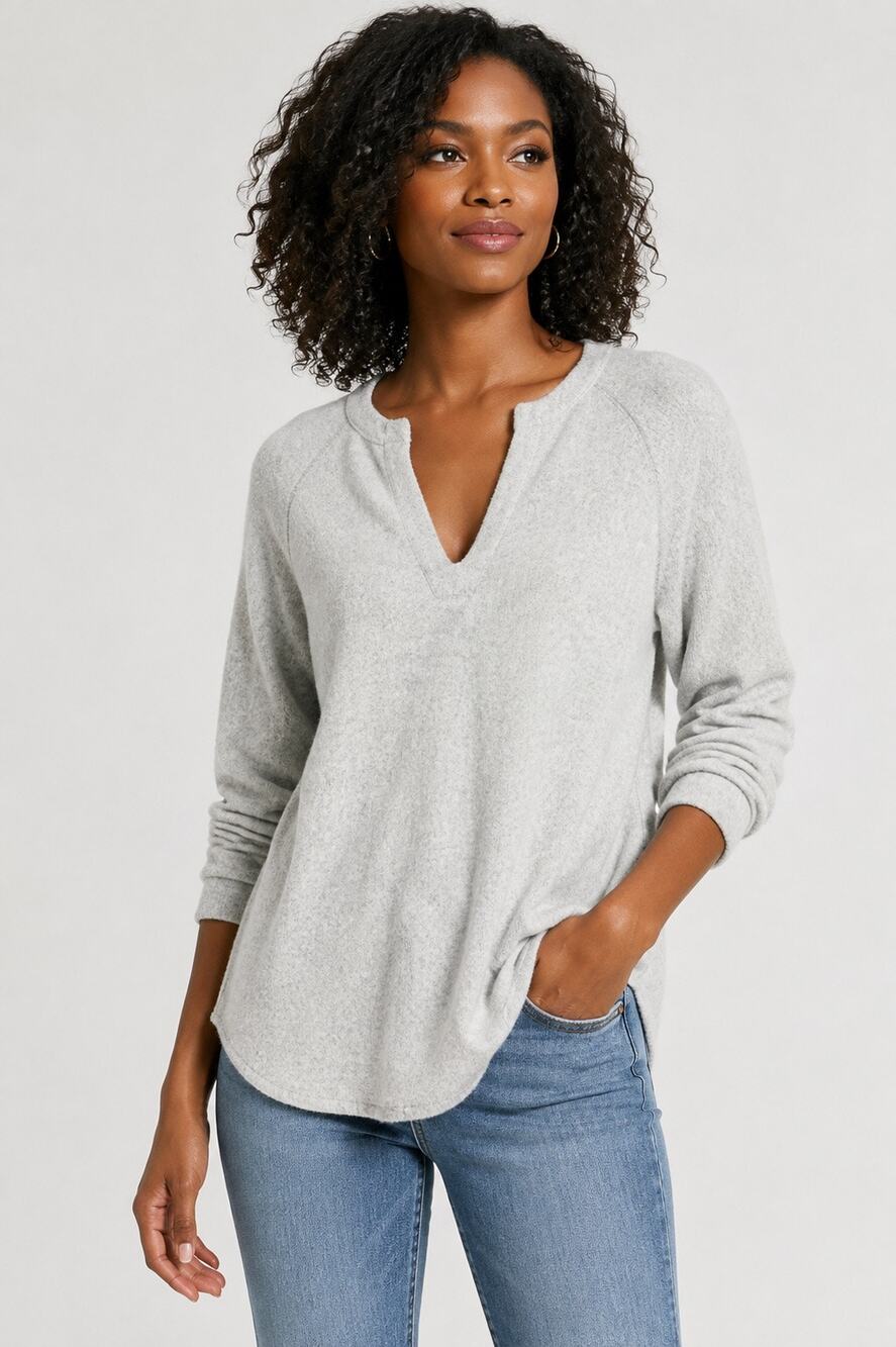 Socialite Fuzzy Split Neck Raglan Pullover Top Gray Cozy Soft Lounge Size M NWT